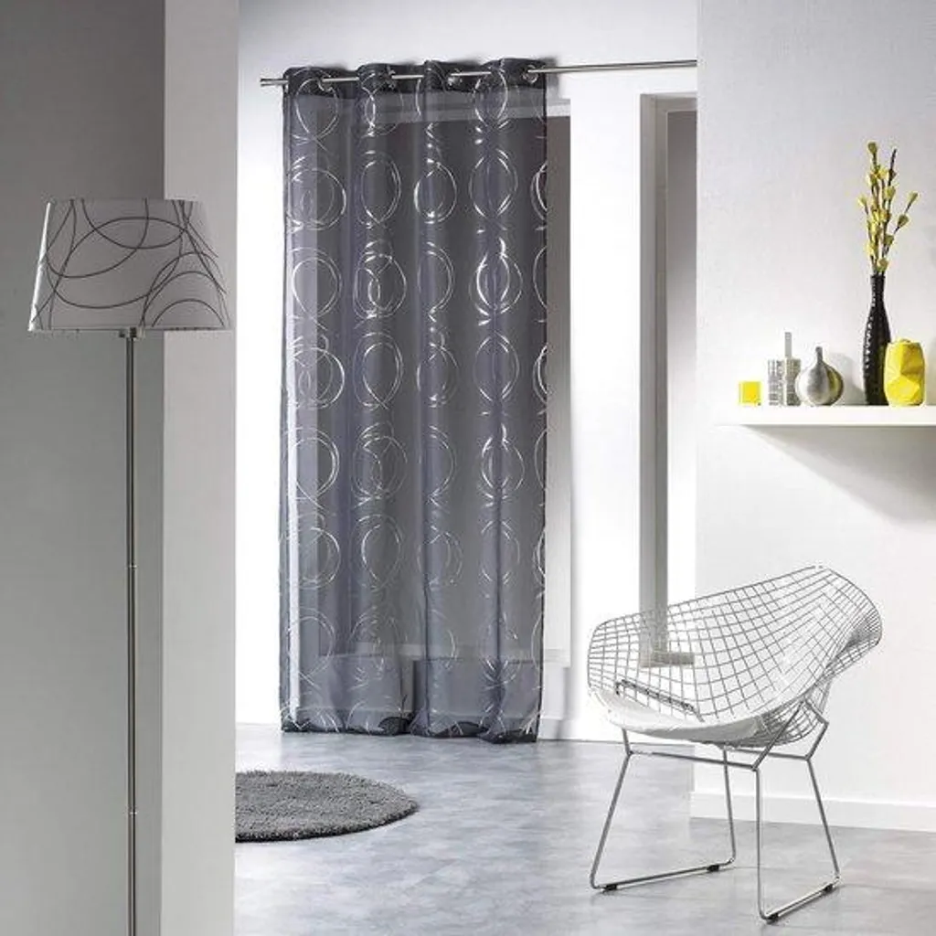 Nappe en polyester gris 140 x 240 cm - Linge de table robuste et élégant