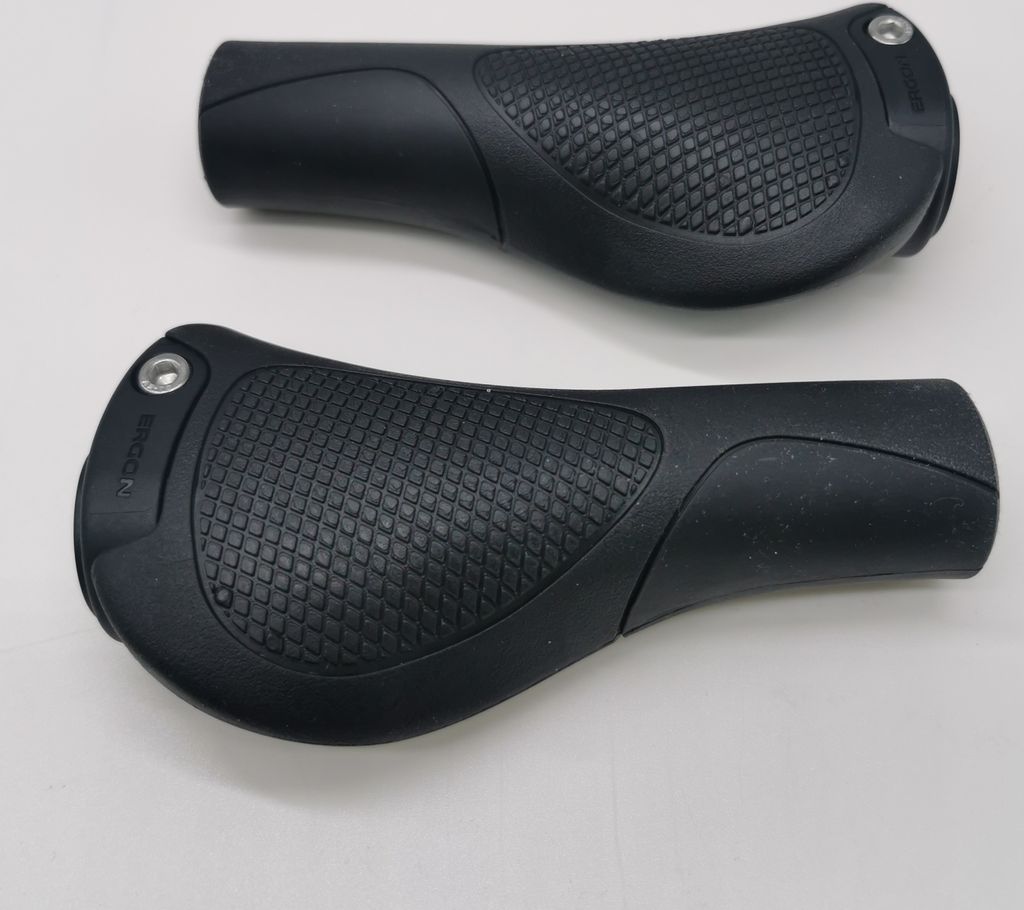 ERGON GC10 Fahrradgriffe ergonomisch für Lenker Ø 22,2mm Produktbild 