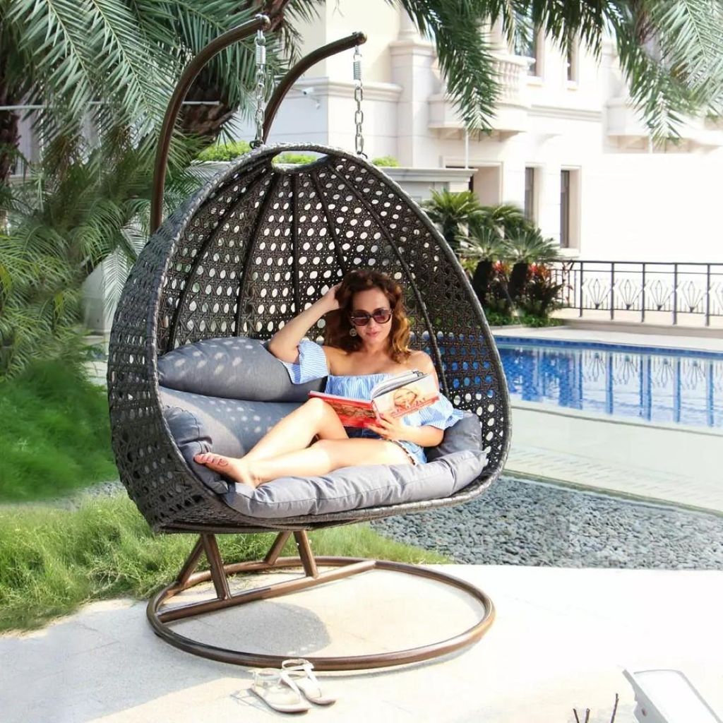 Hängesessel Maui, Poly-Rattan, grau/kupfer, gefedert, inkl. Kissen, 145x120x202 cm, 250 kg