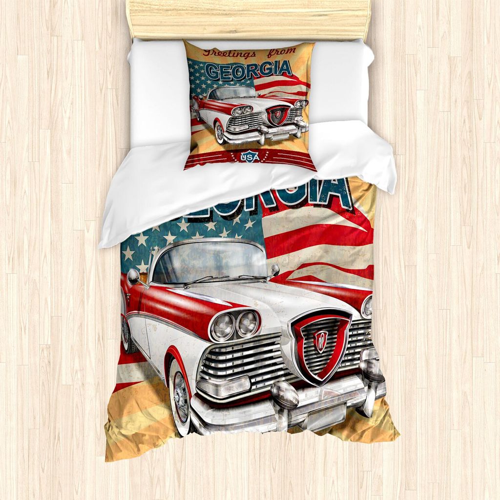 ABAKUHAUS Georgia Bettbezug Set, Touristic Gruß Muster mit dem Staat Flagge und einem Classic Car, 135 x 200 cm + 80 x 80 cm, Blaugrau Mehrfarbig