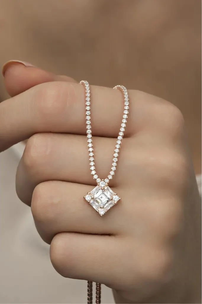 Collier Pendentif Géométrique en Argent et Or Rose pour Femme Chic 45cm
