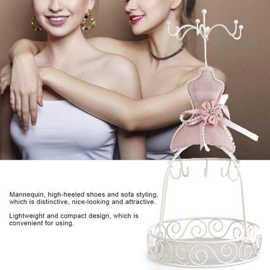 Damen-Juwelen-Display-Stand mit hohen Absätzen und Kette.