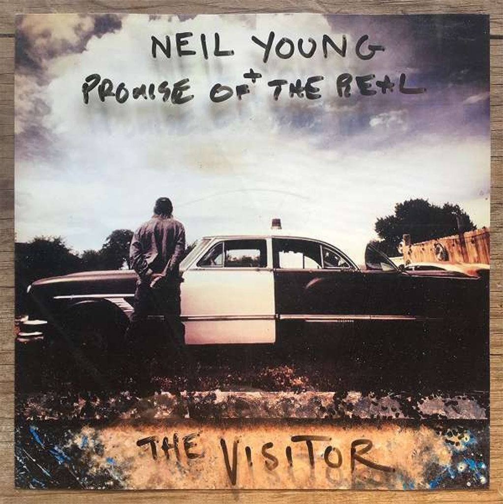 Young,Neil & Promise of the Real-The Visitor