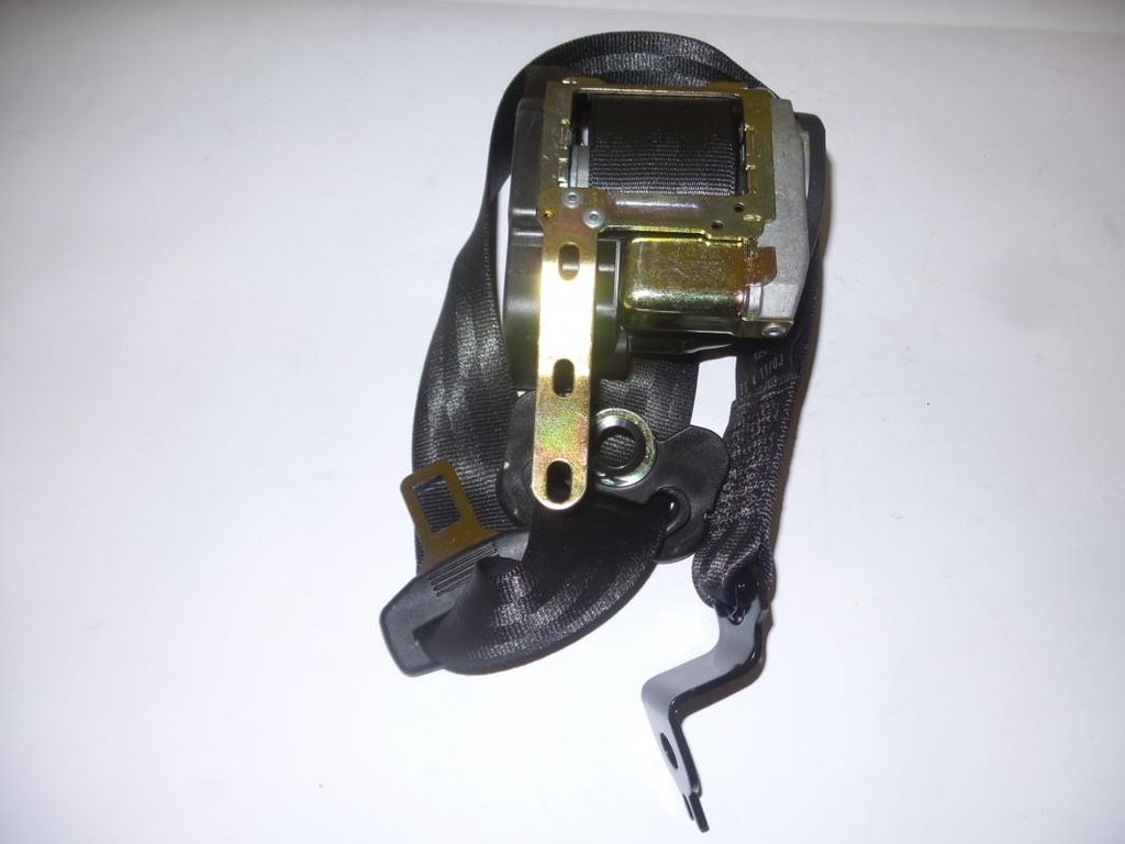 Original VW Polo IV 9N '02-'08 Sicherheitsgurt schwarz Vorne Links 6Q4857705FHCP