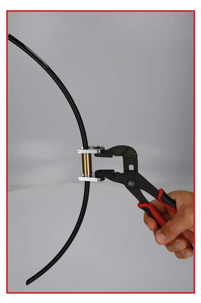 Pince KS TOOLS 460.5095 pour raccords rapides air comprimé 6-12 mm