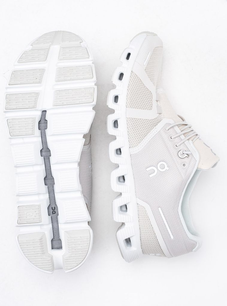 On Sportschuhe CLOUD 5 Sport Textil & Synthetik Weiß Größe: Produktbild 40