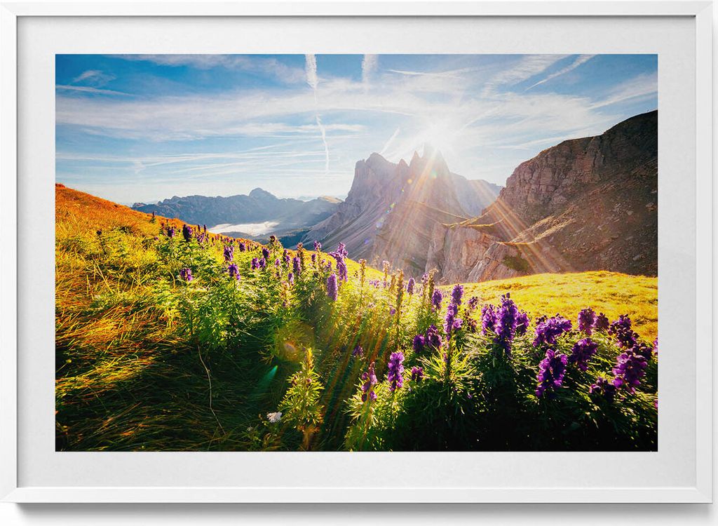 Landschaft Dolomiten– Wandbild mit Rahmen – Gerahmtes Bild – Wanddekoration – 100x70 cm – Weiß Rahmen