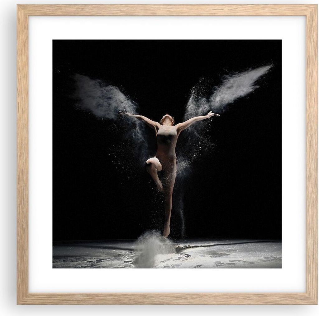 Gerahmtes Poster - Rahmen in heller Eiche - Fotografie Tanz Flügel - 40x40 cm - Wand Bild - Wanddeko - Wandbilder - Wandposter - Bilderrahmen - Bi...