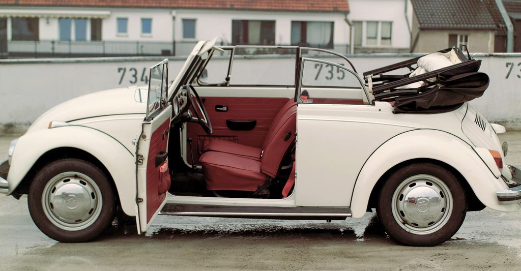 mydays VW Käfer Cabrio fahren Düsseldorf; Erlebnis verschenken oder selbst erleben; Gutschein für 1 Person(en)