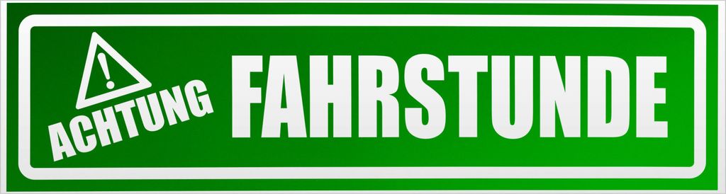 Kiwistar Achtung Fahrstunde invertiert Magnetschild Schild magnetisch - 20cm Grün - reflektierend - Magnetfolie für Auto PKW Kfz