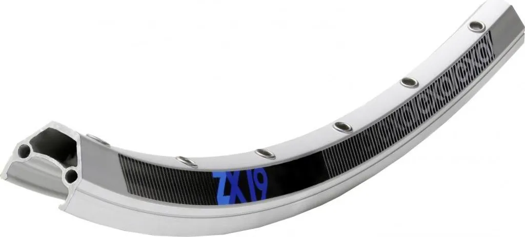 Jante vélo 28 pouces anti voilage Exal ZX 19 noire pour charge