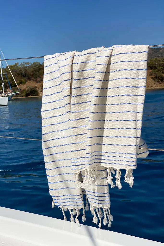 Il Miglior Telo Mare per l'Estate: Mijolnir Capri Blue 90x185 cm