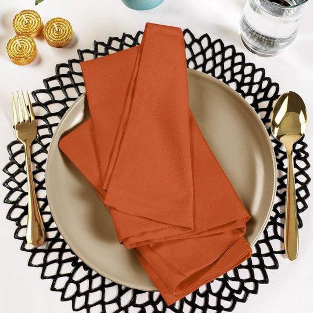 Famanu Stoffservietten 12 Stück 46x46 cm – Waschbar und Wiederverwendbar – Orange