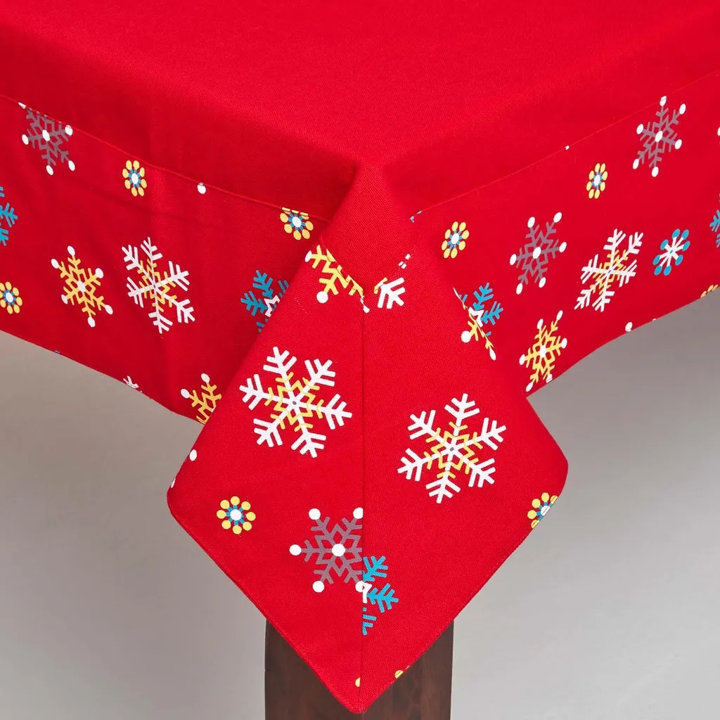 HOMESCAPES Nappe rouge à flocons de neige 100% coton - 138 x 228 cm