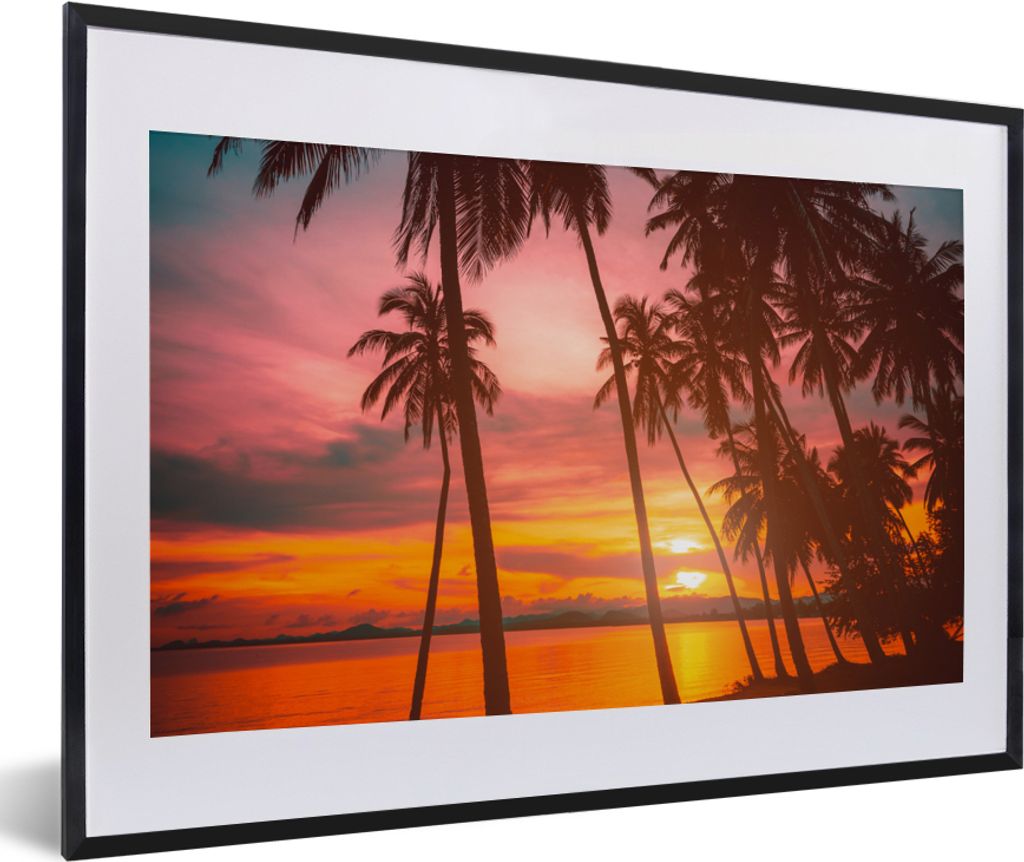 MuchoWow Gerahmtes Poster Meer - Palme - Sonnenuntergang - Strand - Silhouette 60x40 cm - Poster mit Schwarzem Bilderrahmen Wandposter Rahmen Fot...