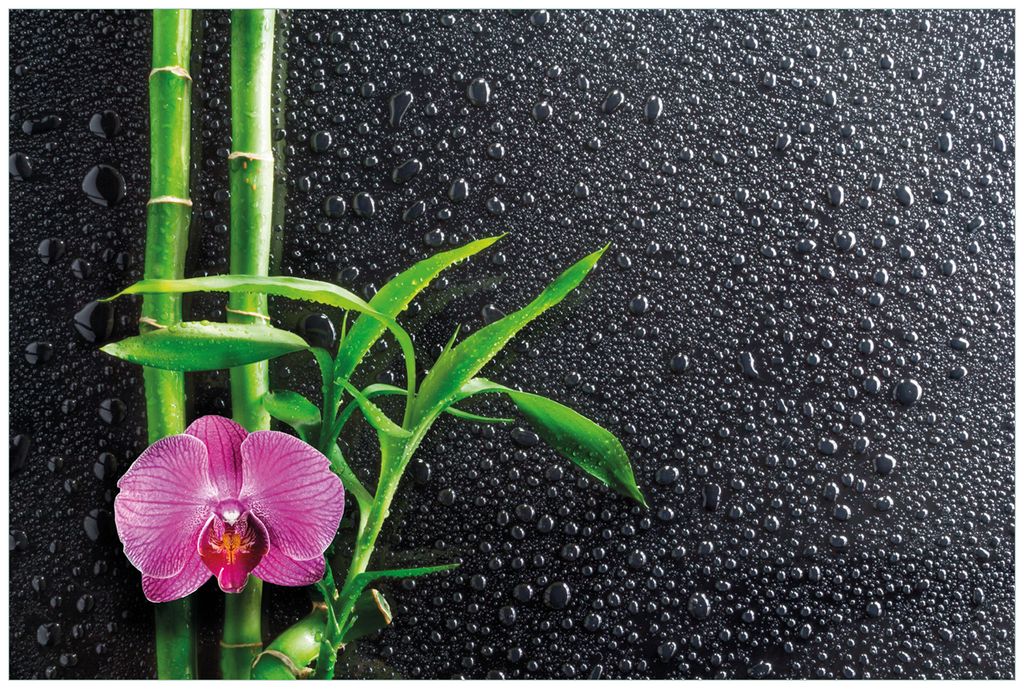 Wallario Wandbild aus Acryl, 90 x 60 cm, freischwebende Optik - Bambus und pinke Orchidee auf schwarzem Glas mit Regentropfen