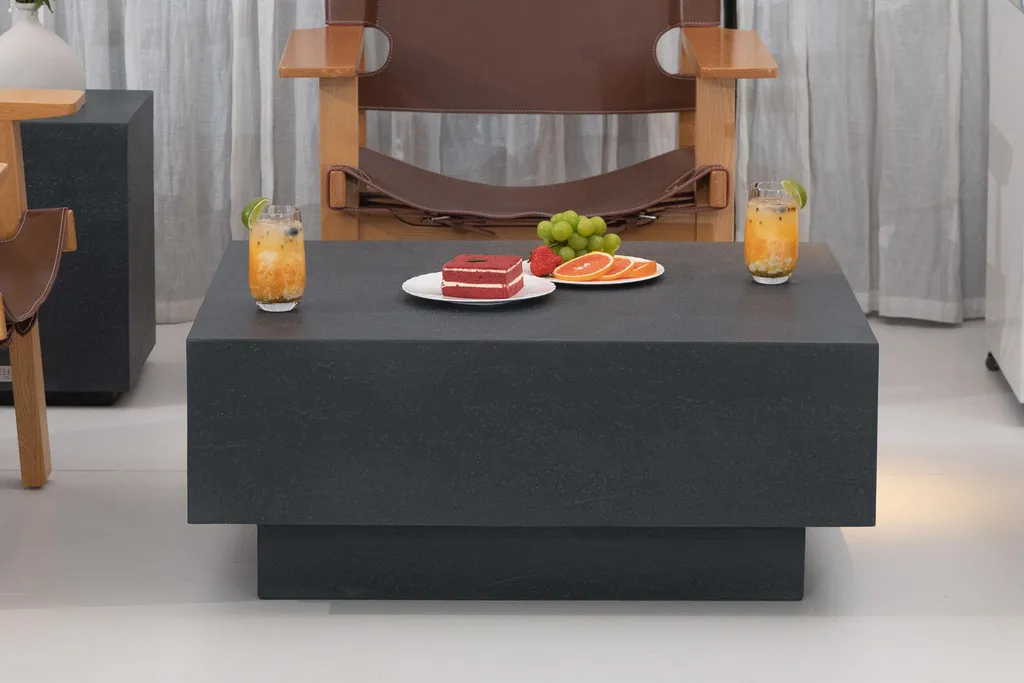 Table basse rectangulaire en pierre de travertin noir TEVERE Medium