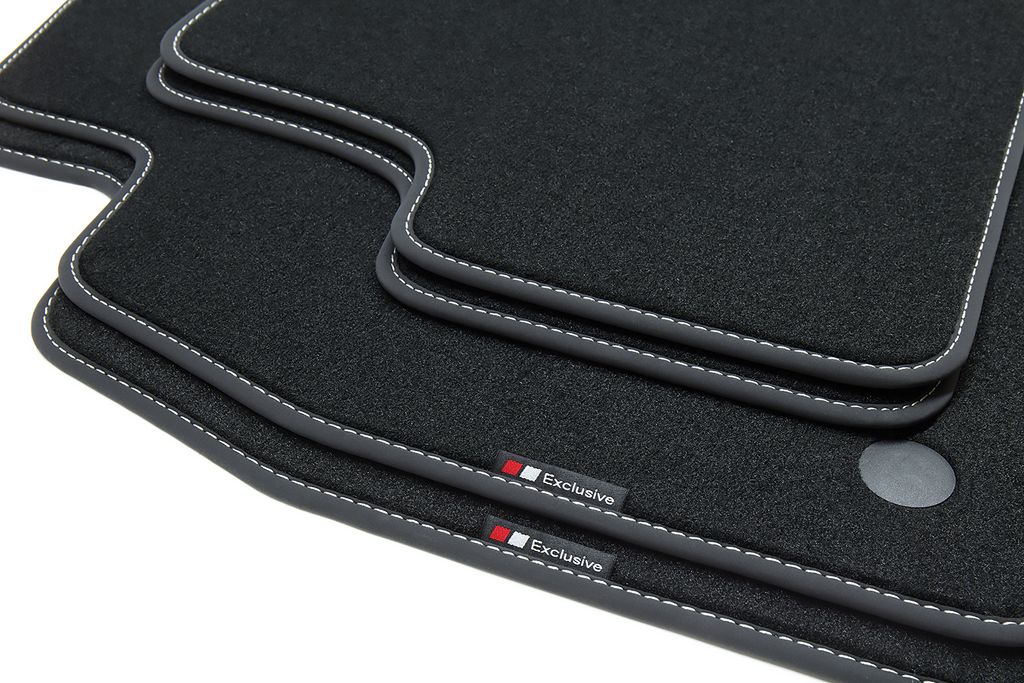 Exclusive Design Auto Fußmatten passend für Mercedes-Benz A-Klasse Bj. 2018-, Naht:Silber. Deluxe Velours