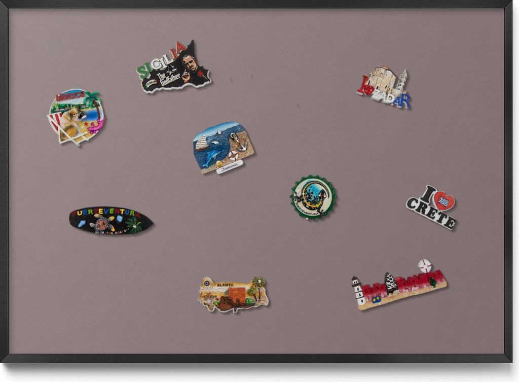 Magnetwand 100x70 cm – Schwarzer Rahmen – Hellbraune Farbe – Weißwandtafel, Magnetboard – Metall Magnetische Tafel, Küche