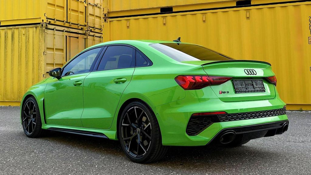Jochen Schweizer Audi RS3 mieten Langenau (8 Std.); Erlebnis verschenken oder selbst erleben; Gutschein gültig für 1 Person