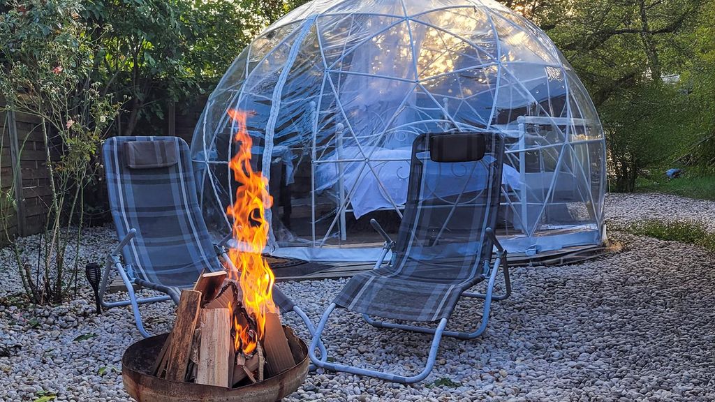Jochen Schweizer Bubble-Übernachtung Fichtelgebirge für 2 (1 Nacht); Erlebnis verschenken oder selbst erleben; Gutschein gültig für 2 Personen
