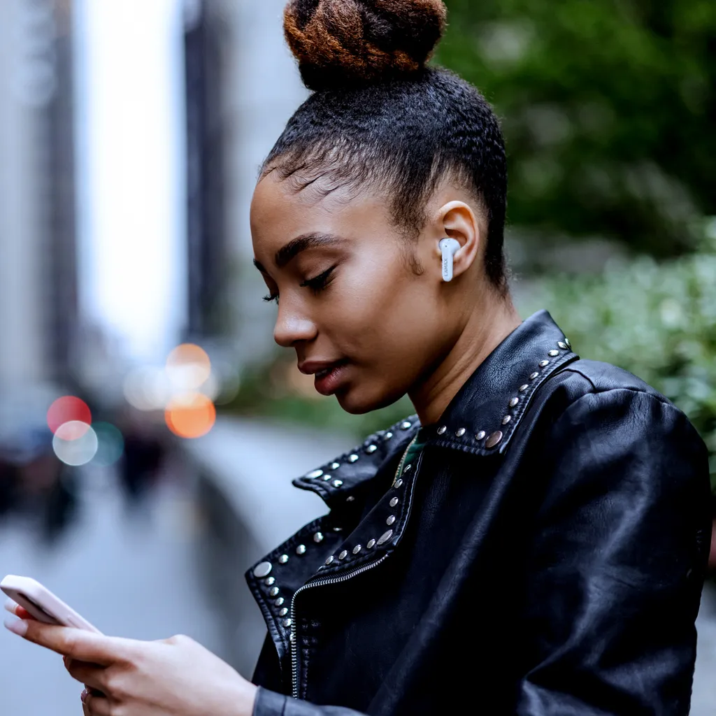 Écouteurs Bluetooth True Wireless LAMAX Tones1 blancs haute fidélité - 11