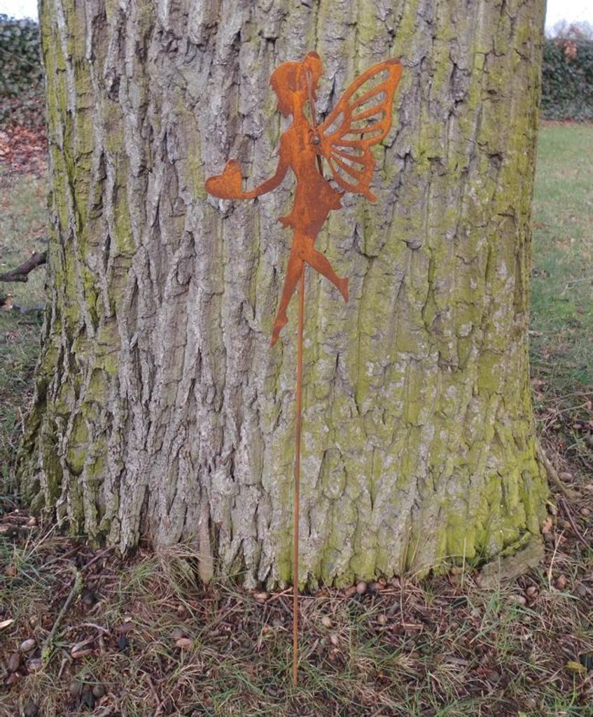 Gartenstecker Gartendeko Gartenstab Fee Elfe mit Herz Eisen rostig 78 cm