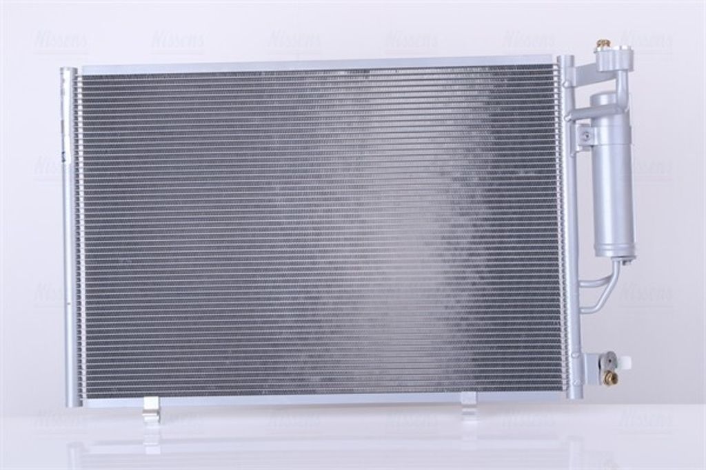 NISSENS 940277 Kondensator Klimaanlage für FORD Fiesta Mk6 Produktbild 