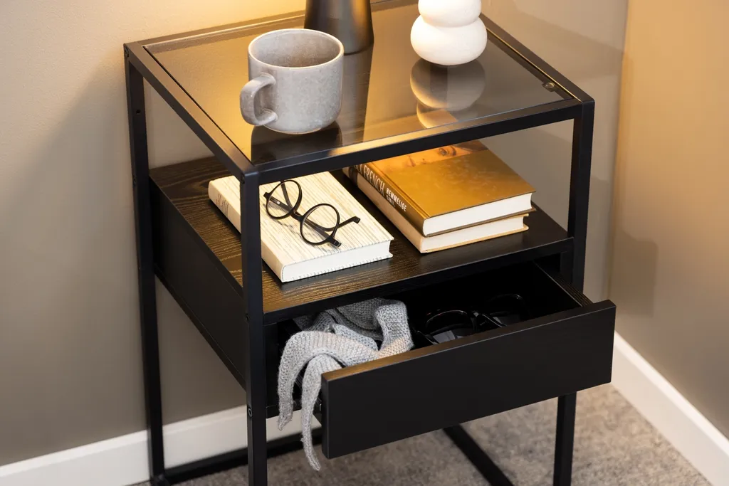 Table de nuit grise Randolf compacte pour optimiser les petits espaces - 9