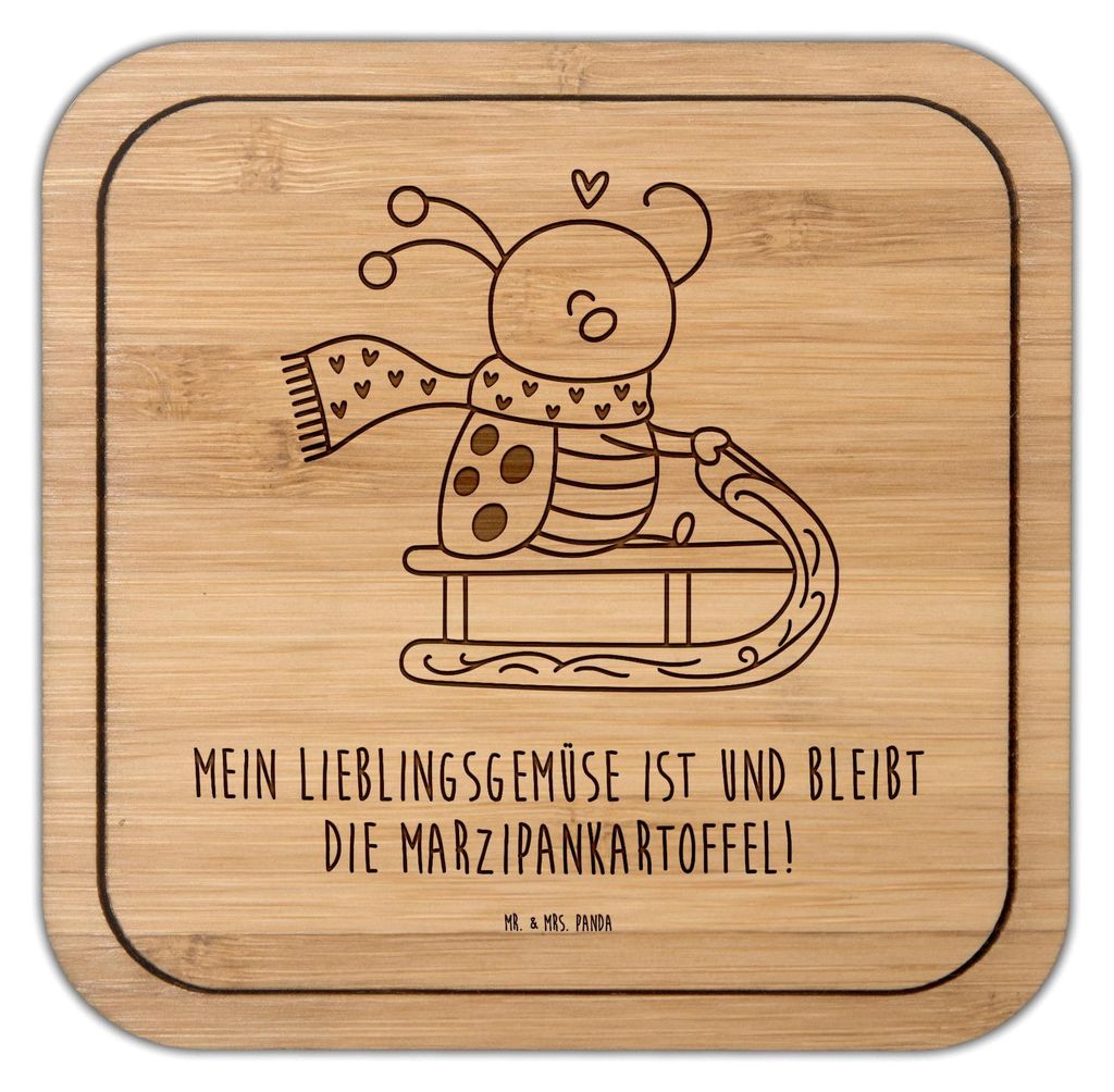 Mr. & Mrs. Panda Tischschoner Smörle Rodeln - Transparent - Geschenk, Tassenuntersetzer, Weihnachtsdeko, Untersetzer Kork, Marzipan, Winter, Coast...