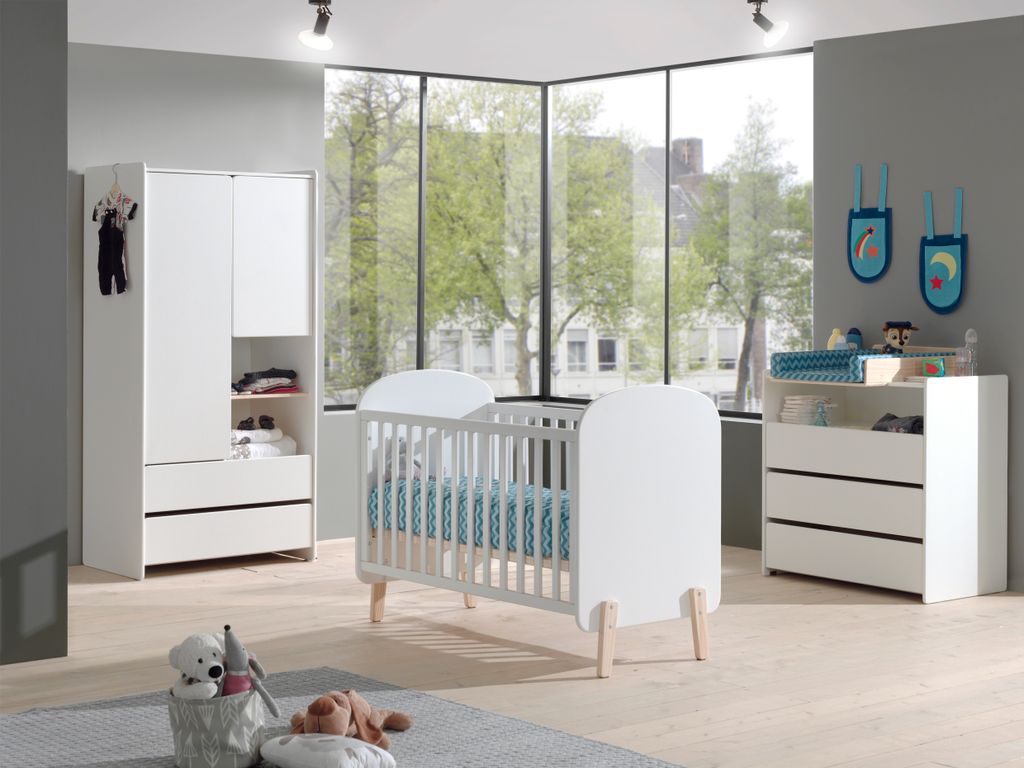Vipack Babyzimmer Set Kiddy best. aus: Babybett 60 x 120 cm, Kommode, Wickelaufsatz und Kleiderschrank 2-trg., Ausf. MDF weiß lackiert