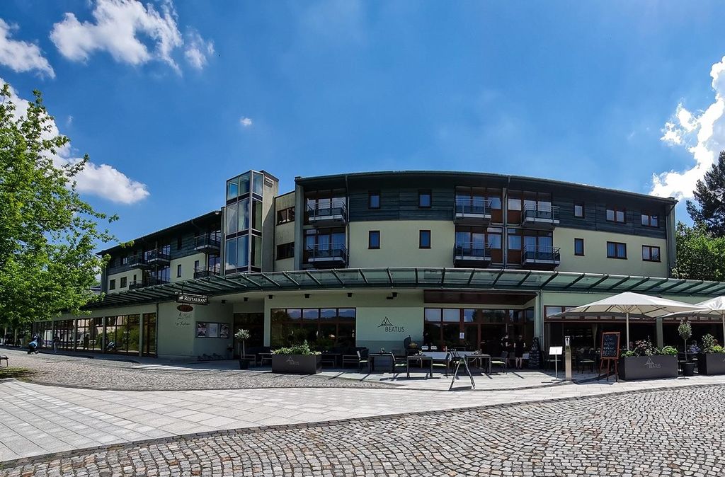 Jochen Schweizer Wellnessurlaub Bad Schlema für 2 (1 Nacht); Erlebnis verschenken oder selbst erleben; Gutschein gültig für 2 Personen