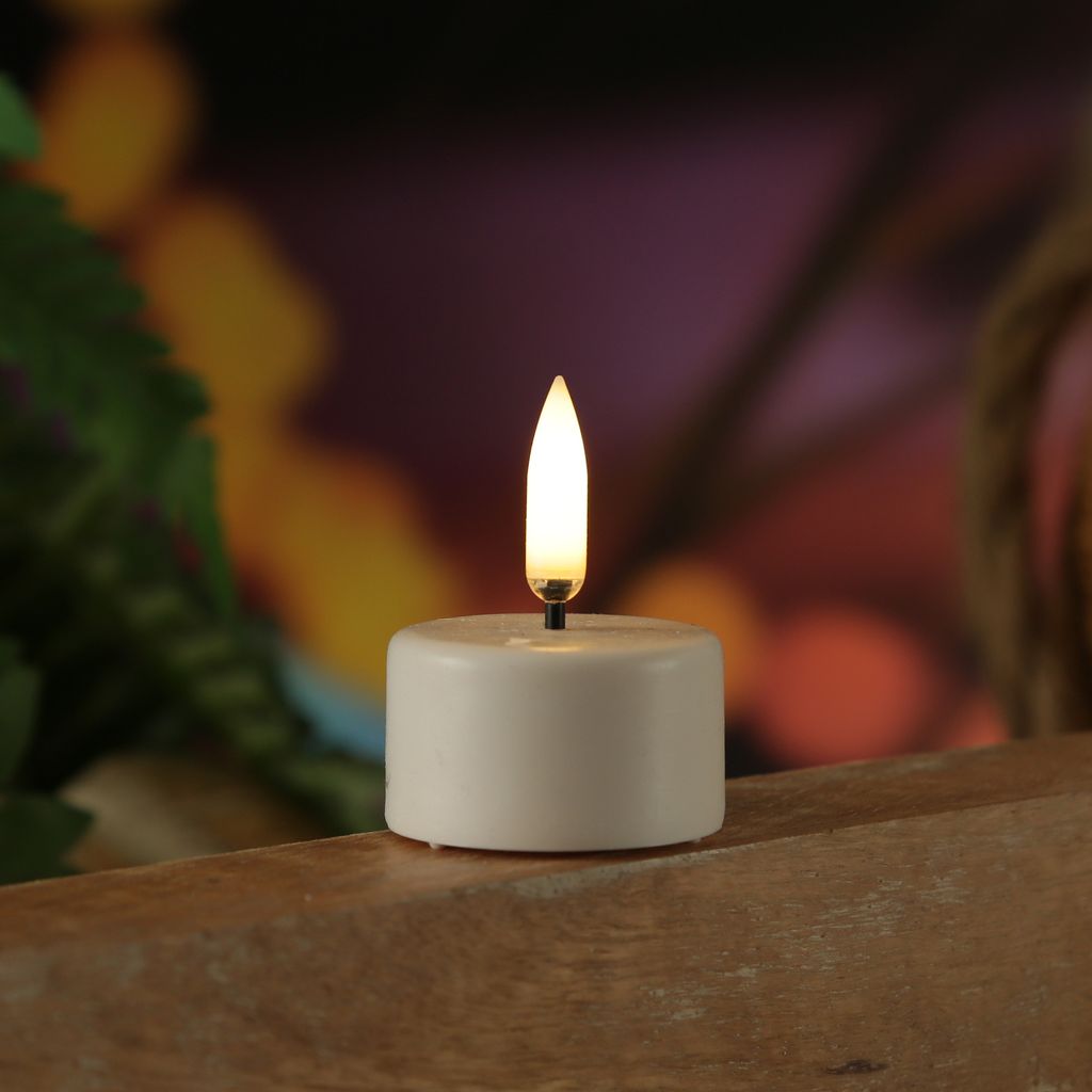 LED Teelicht THEA - Echtwachs - D: 4cm - H: 5,3cm - Timer - inkl. Batterie - weiß