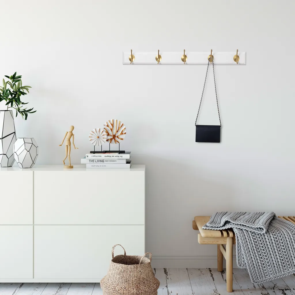 Patère murale blanche en bois 65 cm - Support de rangement mural design