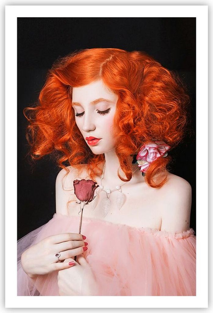 Poster - Poster ohne Rahmen - Erz Frau Rose - 61x91,5 cm - Wand Bild - Wanddeko - Wandbilder - Kunstposter - Wandposter - Bilder - Kunstdruck - Wan...