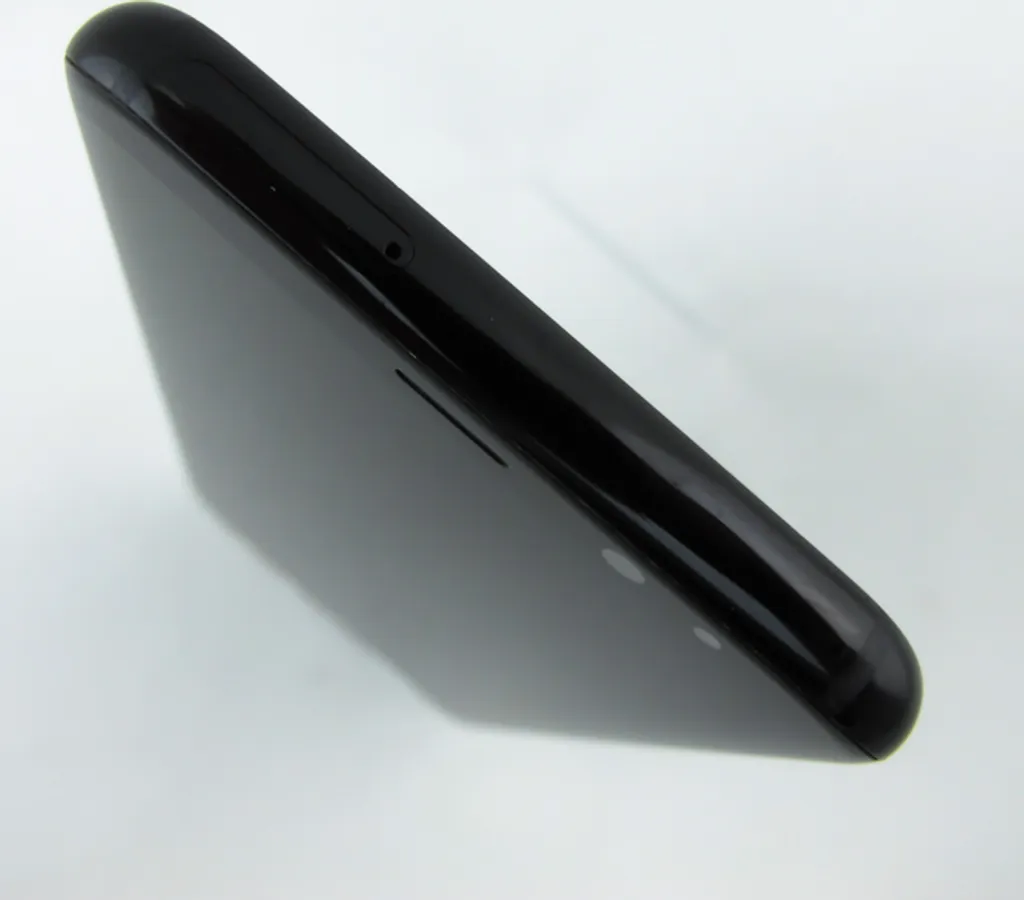 Samsung Galaxy S8+ Plus 64GB Noir - Mobile Idéal pour Vidéos et Travail - 4