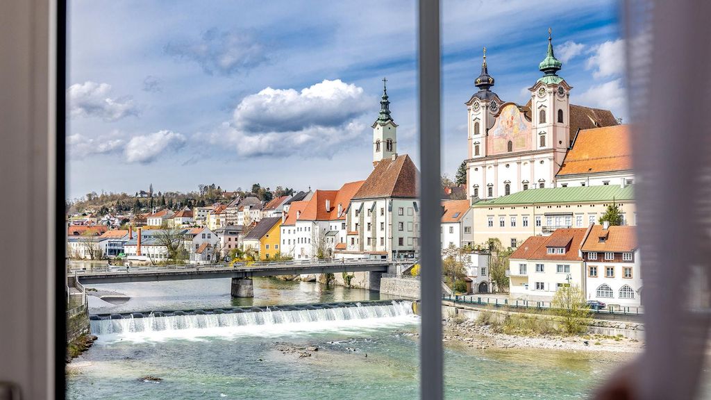 Jochen Schweizer Kultur-Wochenende in Steyr für 2; Erlebnis verschenken oder selbst erleben; Der Gutschein ist gültig für 2 Personen.