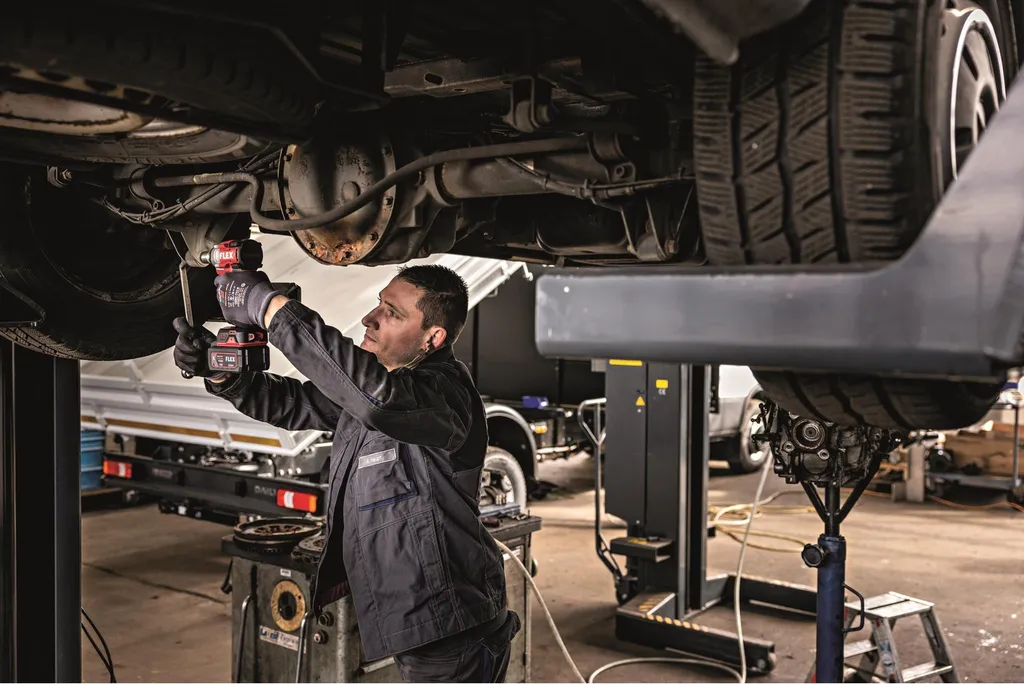 Clé à choc 18V FLEX IW 400 Nm compacte et légère pour serrage précis - 14