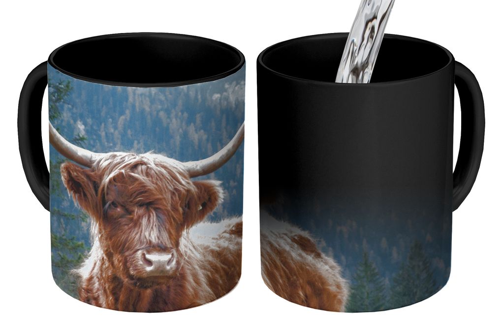 KitchenYeah Zauber Tasse Zaubertasse Magic Schottische Hochlandrind - Bäume - Berge 350 ml Farbwechsel Becher Geschenk Geschenkidee - Magic-Tass...