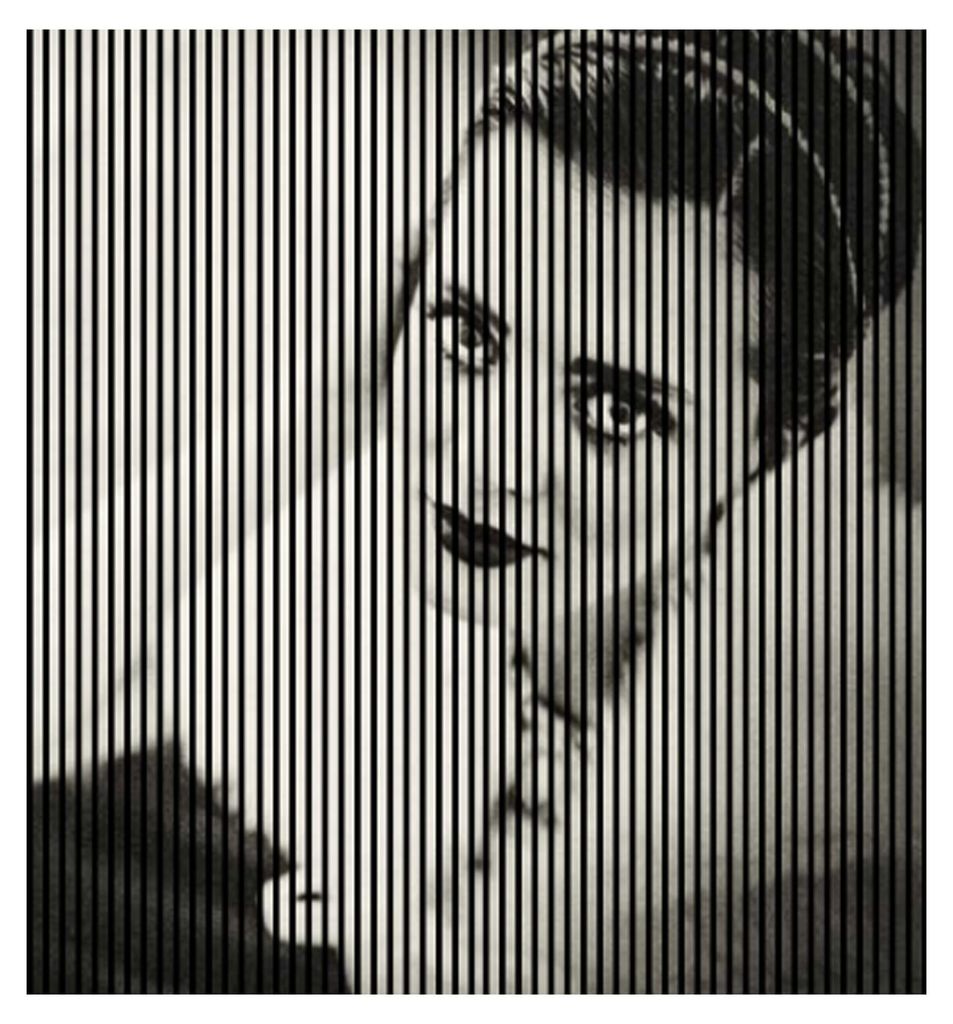 Akustikpaneele mit Digitaldruck Swing01 19 x 2253 x 2400 mm Foto Mensch MDF PET-Fasern Wandpaneele Schwarz Weiß 4 Einzelplatten