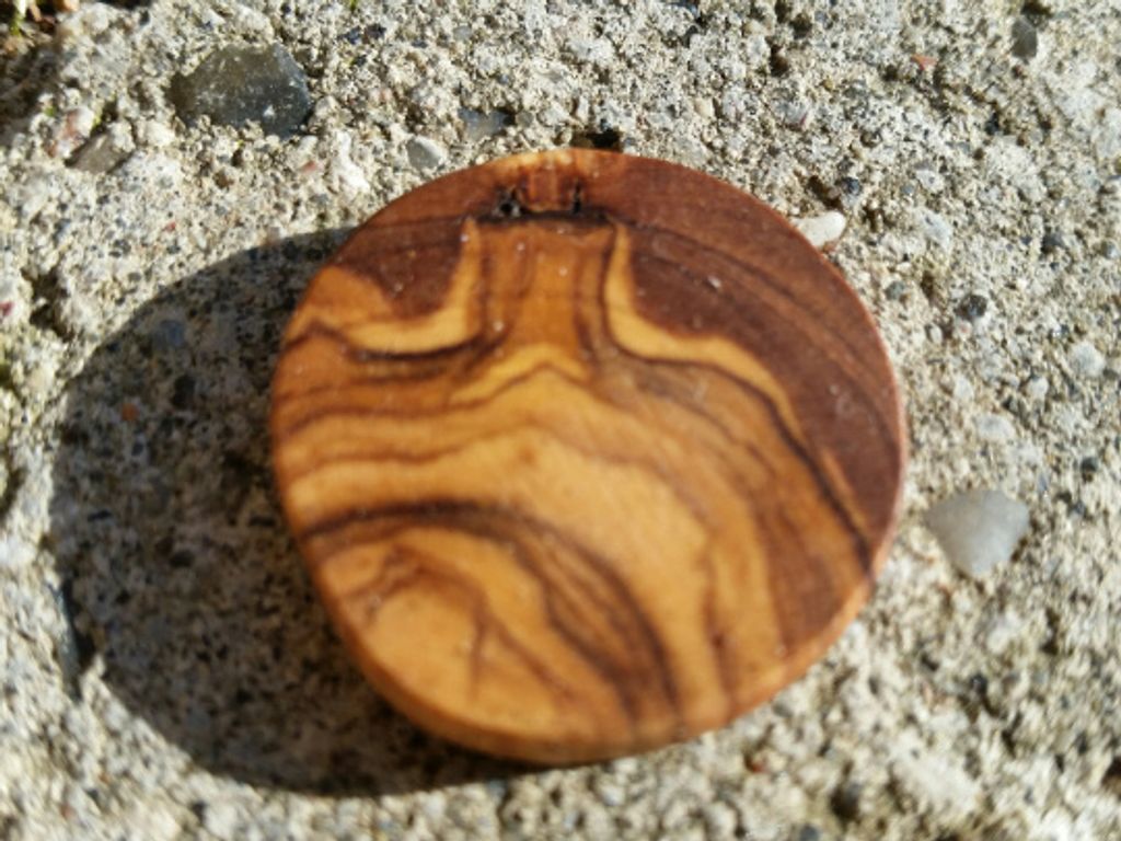 10 Holzscheiben / Astscheiben Olivenholz Ø 3 cm, DIY Produktbild 