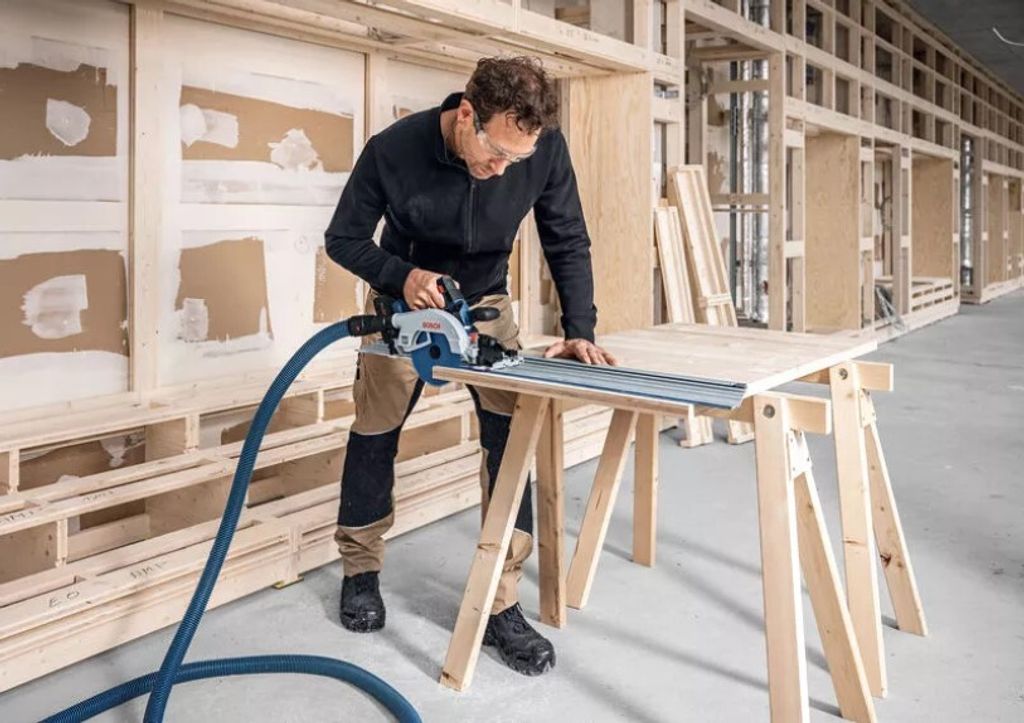 Bosch Akku-Kreissäge GKS 18V-57-2 GX Solo + FSN 44 - Produktbild 4