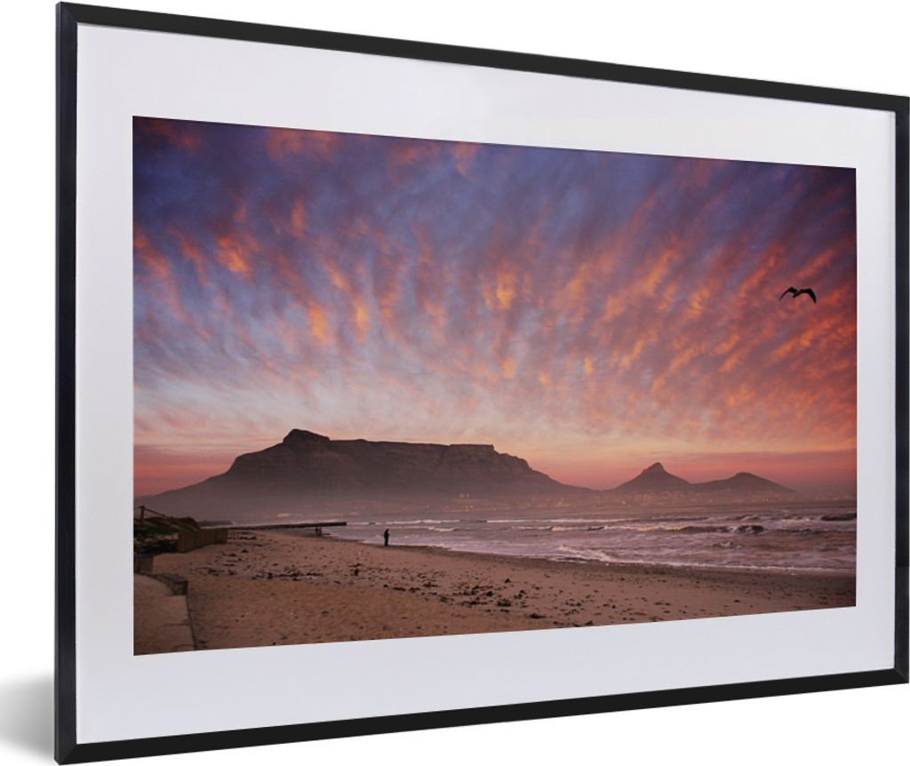 MuchoWow MuchoWow Gerahmtes Poster Bunter Himmel über dem Tafelberg in Südafrika 60x40 cm - Poster mit zchwarzem Bilderrahmen - Schlafzimmer ...