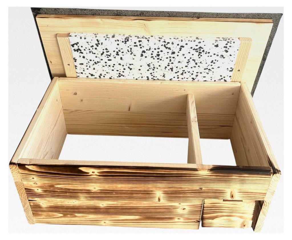 Igelhaus mit Rattenklappe, 60x40x23 cm, geflammt, mit Dachpappe und Isolierung, handgefertigt, inklusive Stroh