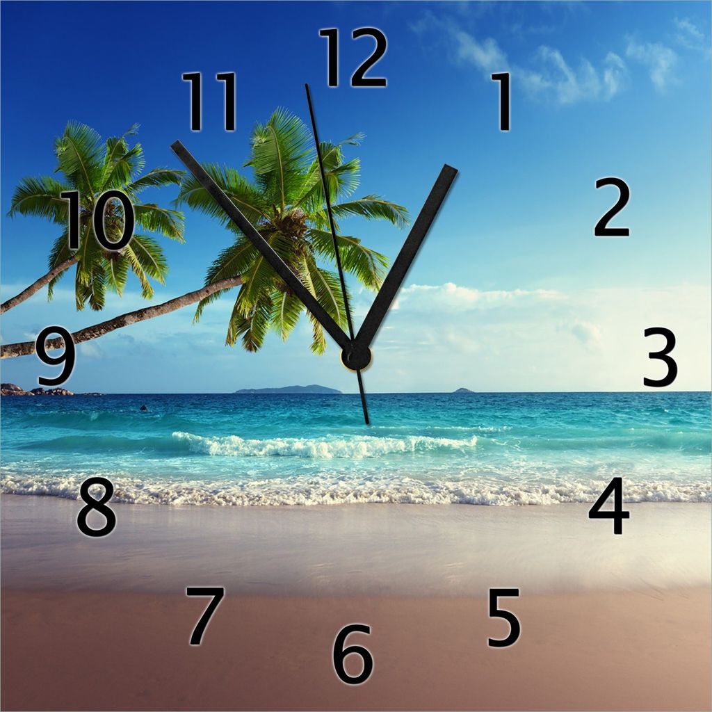 Wallario Design Wanduhr Sandstrand auf den Seychellen - Urlaub unter Palmen aus Echtglas, Größe 30 x 30 cm