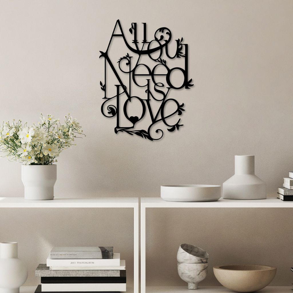 Wallity, All You Need is Love, Dekoratives Wandaccessoire aus Metall, Schwarz, 100 % METALL, 44 x 57 cm