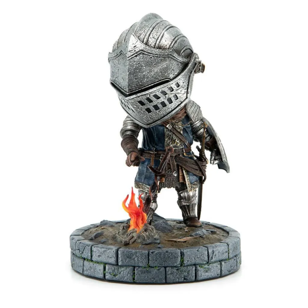 Figurine Dark Souls Oscar d'Astora SD 20 cm : Souvenir Culte sans Encombre