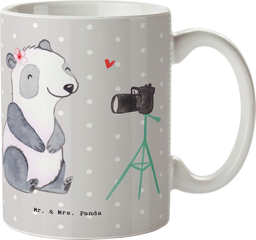 Mr. & Mrs. Panda Kaffeetasse Vloggerin Herz - Grau Pastell - Geschenk, schöne tasse, Kaffeepott, Teetasse, Kaffeebecher