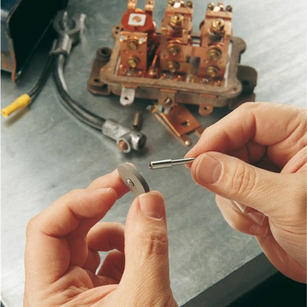 Mandrino Dremel 402 - Pacco da 4 Perni per Multiutensile - Offerta Online
