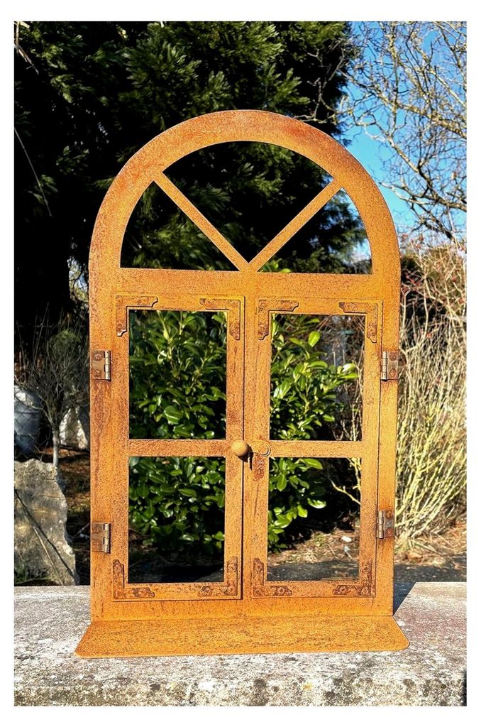 Dekorativer Rundbogen Fenster 45 cm hoch zum Öffnen auf Platte Sprossen Rost Gartendeko Wetterfest Metallfenster